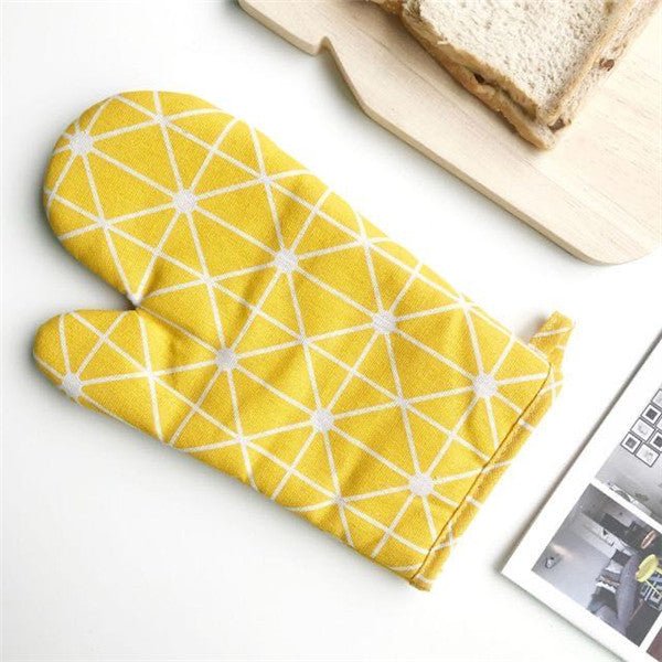 geometric-oven-glovekitchenliving-simply-house-895384 Kitchen Geometric Oven Glove - Living Simply House