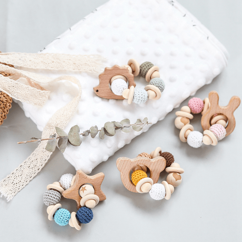wooden-rattle-braceletschildrensliving-simply-house-871931